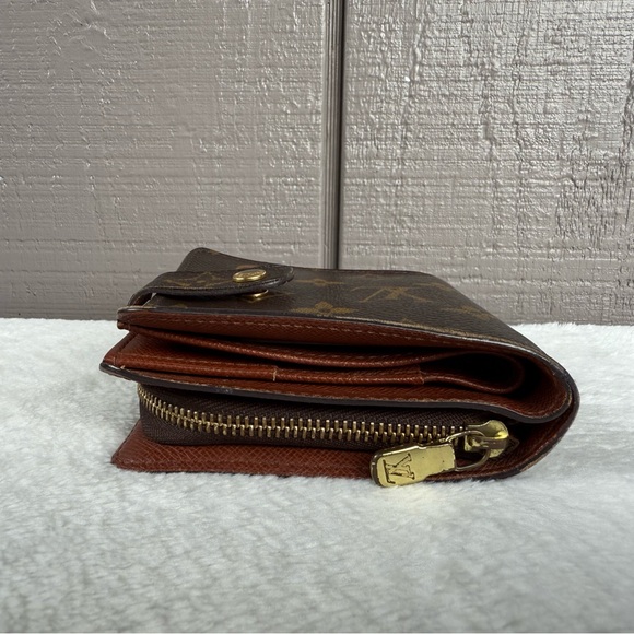 Louis Vuitton Monogram Compact Zippy/Snappy Wallet - Picture 4 of 10